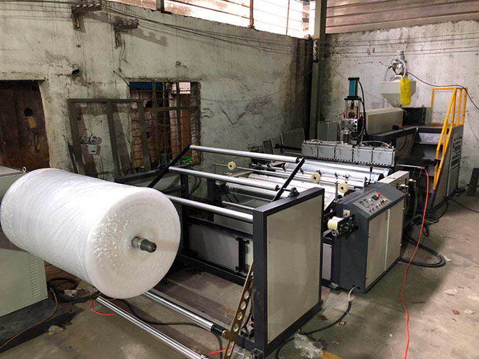 LSPE1600型全自動高速聚乙烯氣泡膜機（氣墊膜機）設(shè)備氣泡膜機器05
